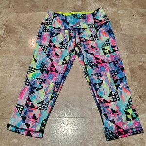 🆕️ Victoria's Secret Sport Neon Geometric Print Crop Leggings, Size S